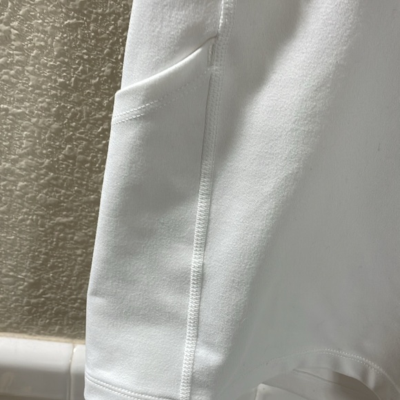 Zella White Skort . Excellent new condition . Sz XL - Picture 2 of 6